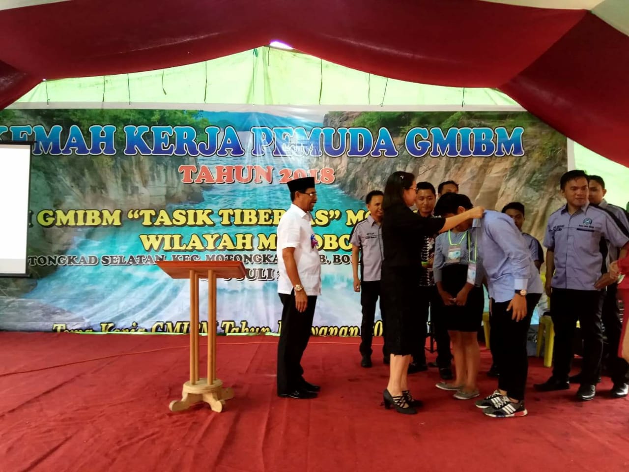 kemah-kerja-pemuda-gmibm_20180708_103916.jpg