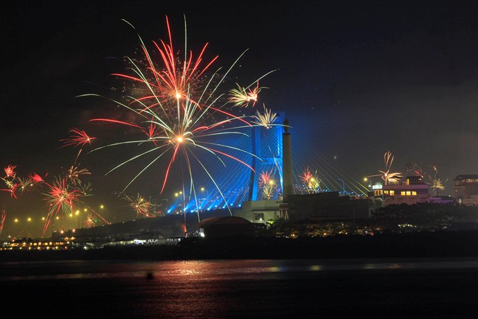 Arti Nama-nama Desa dan Kecamatan di Manado, Tumumpa: Turun Sambil Melompat, Tingkulu 'Baku Dukung'