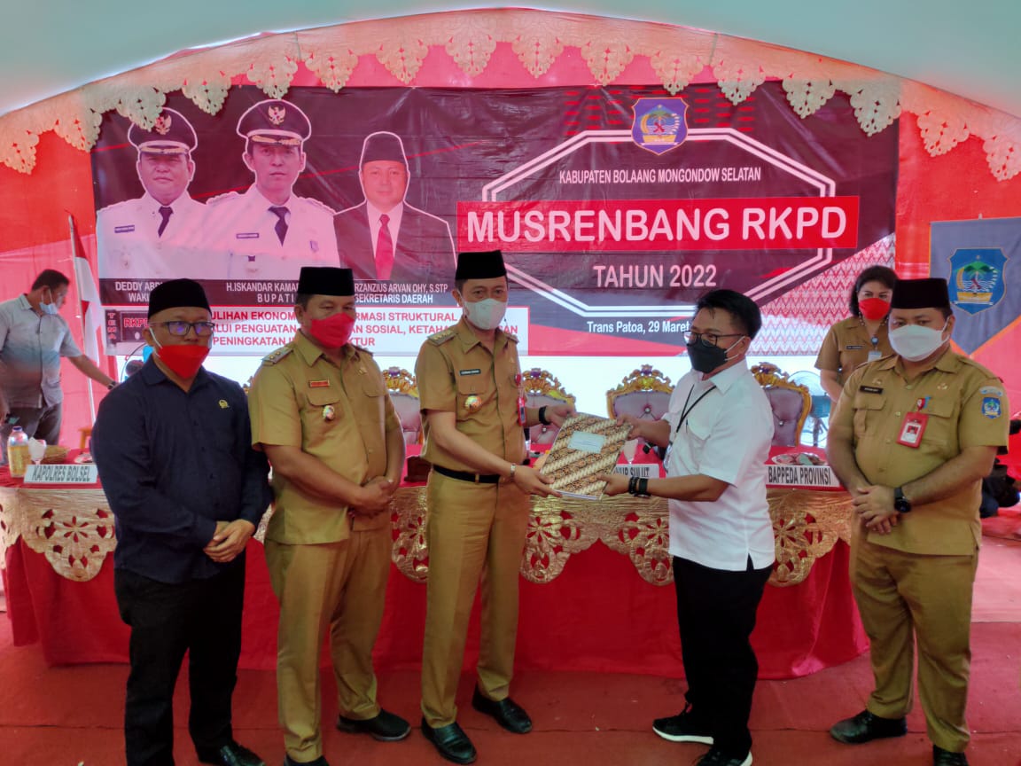 Kementerian PUPR Serahkan Aset Senilai Rp 11,2 Miliar ke Pemkab Bolsel