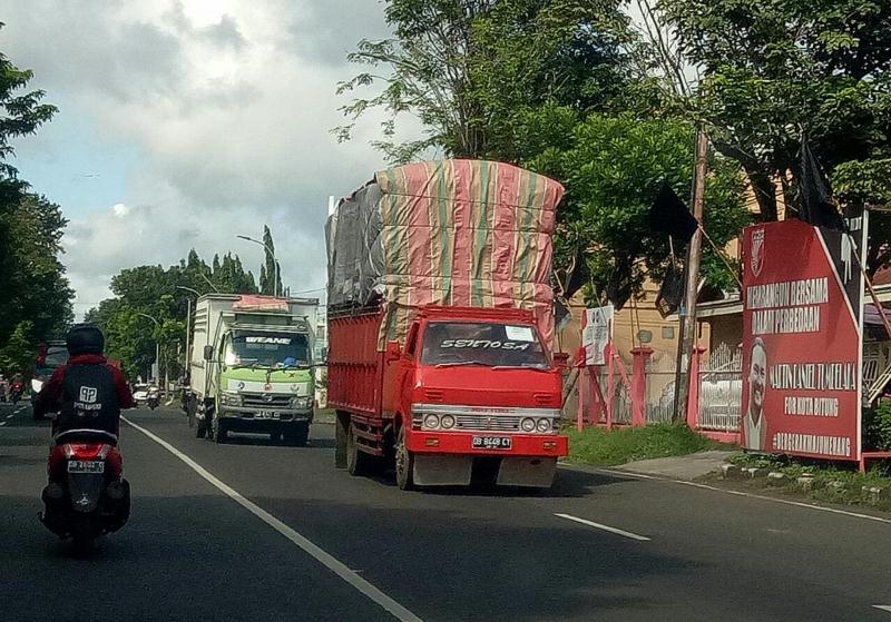 Warga Resah dan Tak Nyaman dengan Kendaraan Over Dimensi
