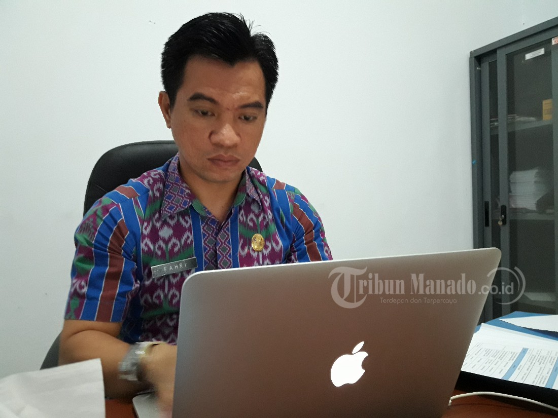 kepala-bidang-statistik-komunikasi-dan-informatika-kotamobagu-muhammad-fahri-damopolii.jpg
