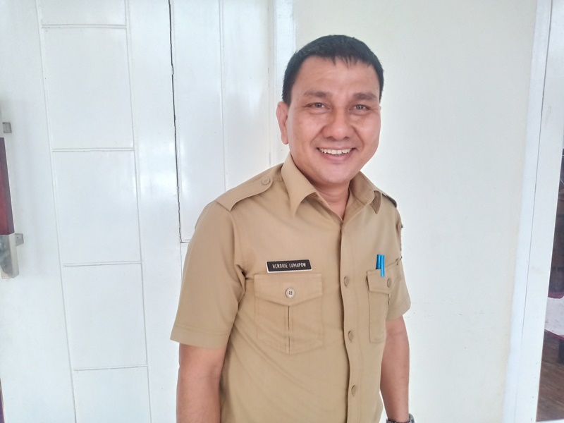 kepala-dinas-pemberdayaan-masyarakat-desa-pmd-kabupaten-minahasa-selatan.jpg