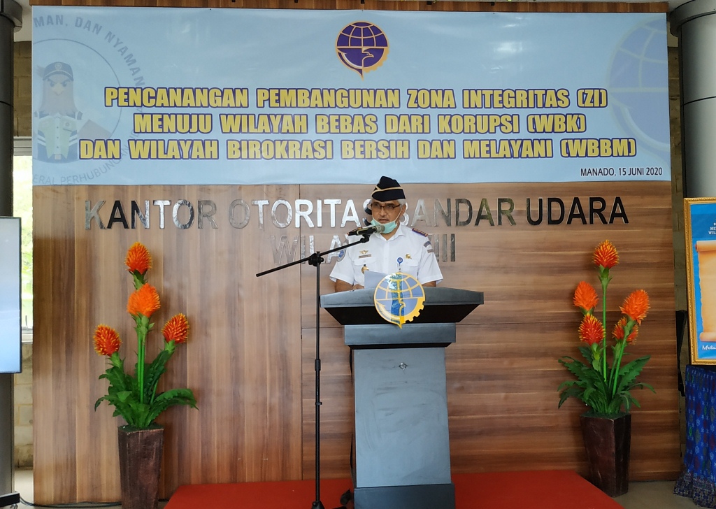 Transportasi Udara Hadapi New Normal, Pilot dan Awak Kabin Wajib Pakai Masker dan Sarung Tangan