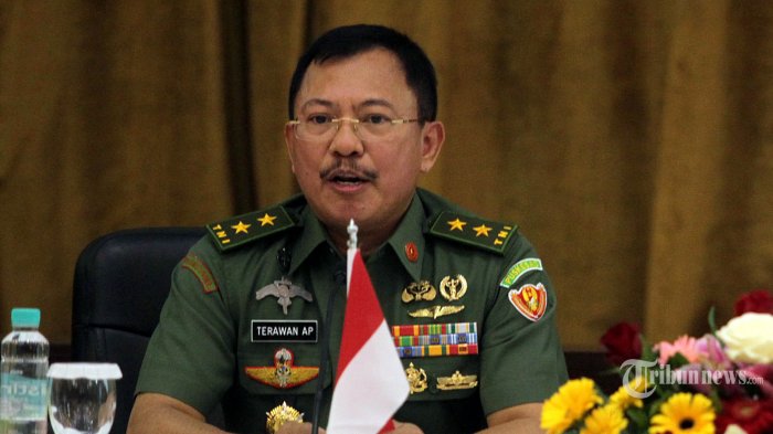 kepala-rspad-mayjen-tni-terawan-agus-putranto-memberikan-pemaparan.jpg