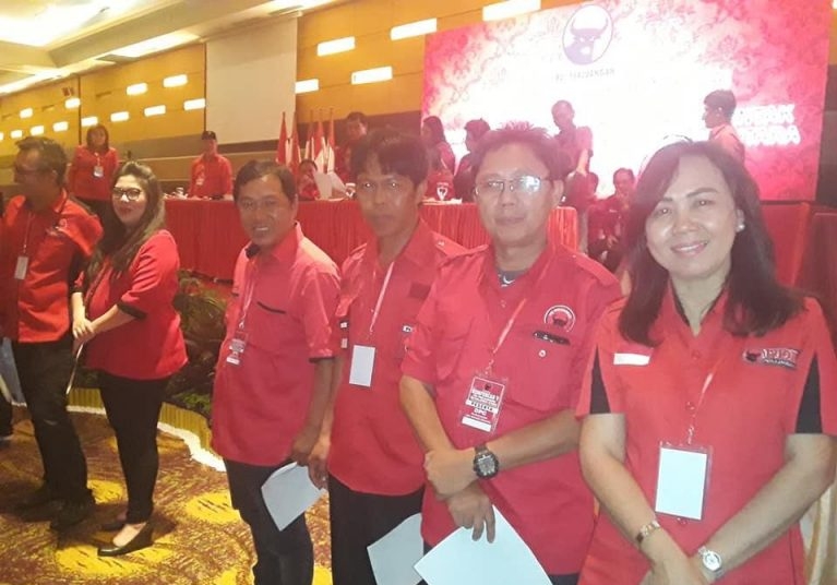 ketua-dan-pengurus-dpc-pdip-kabupaten-minahasa-tenggara.jpg