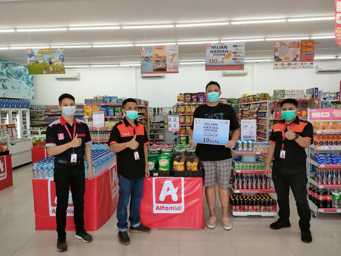 Rejeki di Tengah Pandemi, Keysen Supit Warga GPI Manado Dapat Rp 10 Juta dari Alfamidi