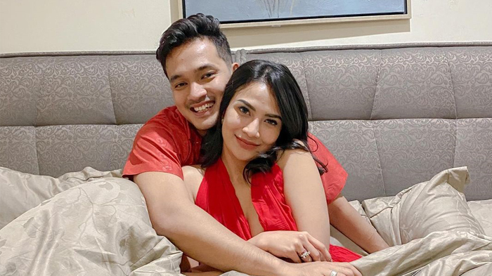 kisah-cinta-vanessa-angel-dan-bibi-ardiansyah-berakhir-sehidup-semati-sempat-ditentang-orang-tua.jpg