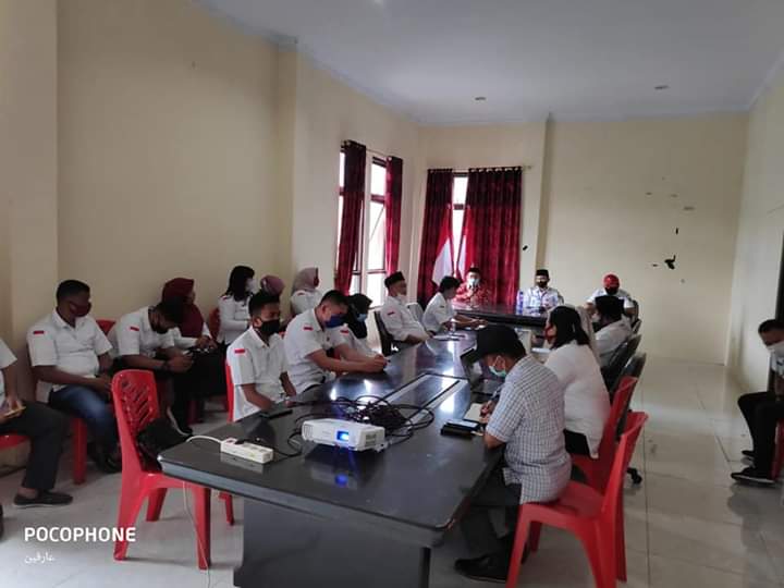komisioner-dan-staf-bawaslu-ketika-melakukan-rapat-dengan-bupati-bolsel-234.jpg