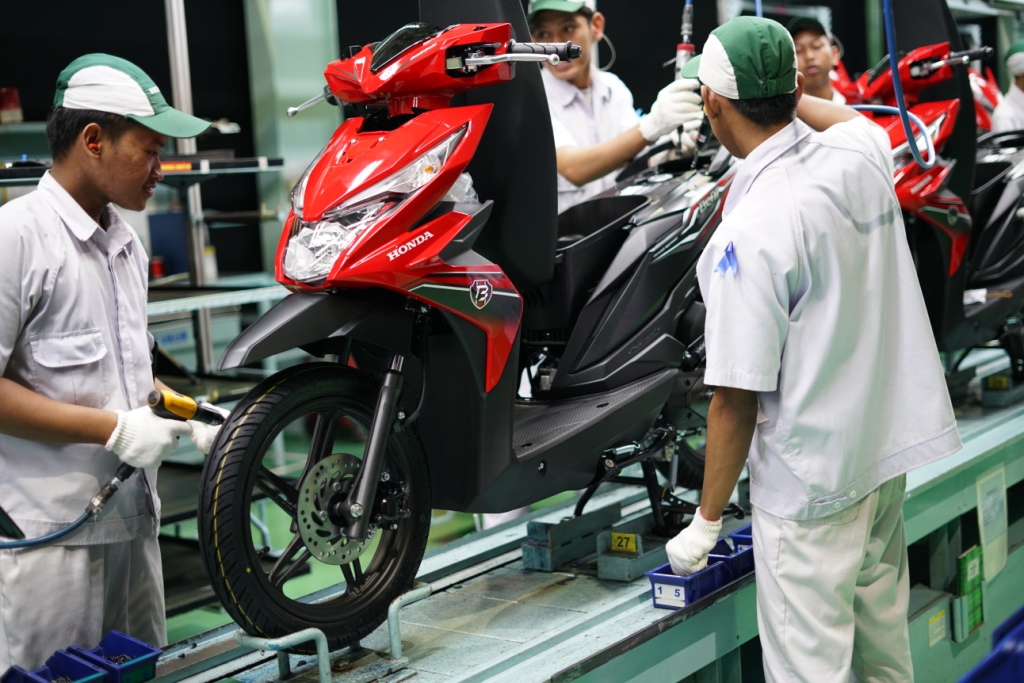 komitmen-pt-astra-honda-motor-ahm-untuk-meningkatkan-volume-ekspor-kembali-terwujud.jpg