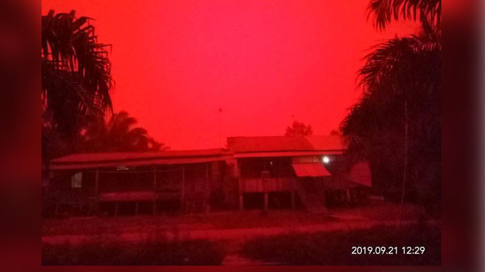 Warga Kaget, Tiba-Tiba Langit Jadi Warna Merah, Berlangsung Selama Beberapa Jam, Ini Penjelasan BNPB