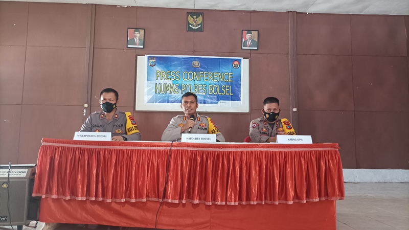 konferensi-pers-tentang-perbandingan-kasus-pidana-di-tahun-2020-dan-2021.jpg