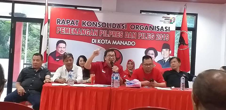 konsolidasi-pemenangan-pdip-manado.jpg