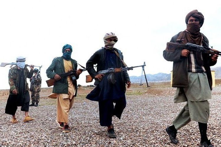 konvoinya-diserang-kelompok-taliban-22-anggota-polisi-tewas.jpg