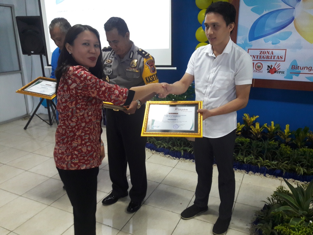kppn-award-di-bitung.jpg