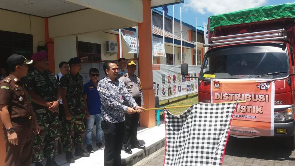 KPU Bitung Distribusikan Logistik Pemilu ke Pulau Lembeh