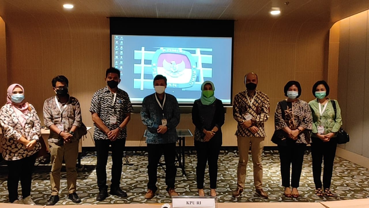 kpu-sulut-dan-tim-fasilitasi-php-kpu-mengawal-sidang-sengketa.jpg