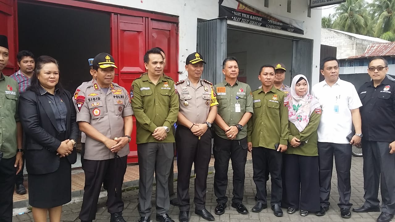 kunjungan-kapolda-ke-kpu-bitung.jpg