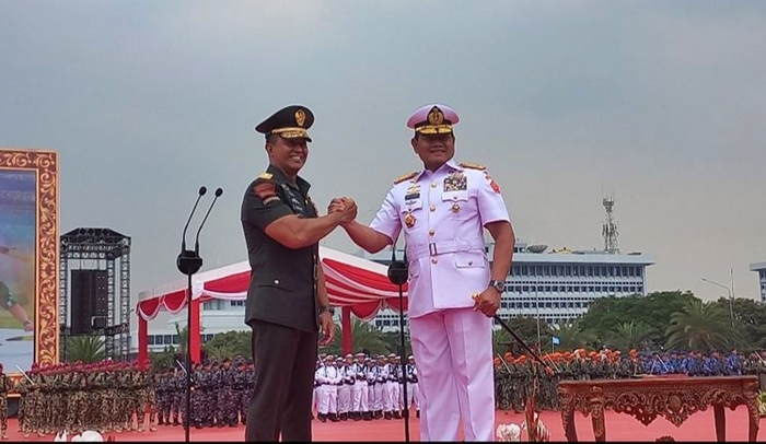 laksamana-yudo-margono-terima-jabatan-panglima-tni-dari-jenderal-andika-perkasa.jpg