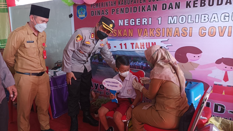 launching-vaksin-untuk-anak-usia-6-11-tahunghfghf78hgghgh.jpg