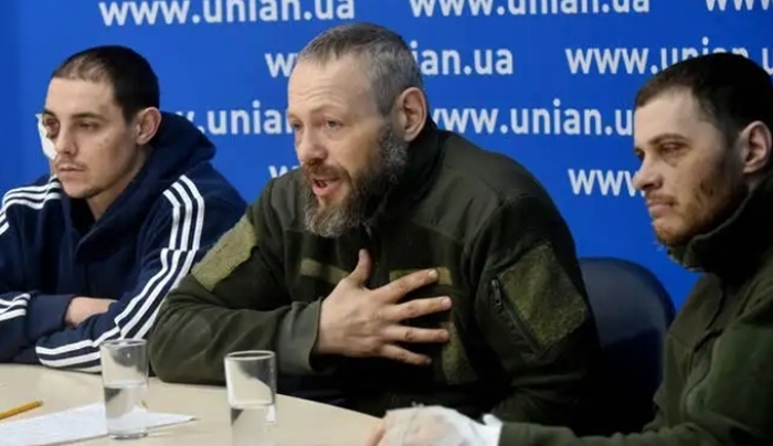 letkol-astakhov-dmitry-mikhailovich-ditangkap-minta-presiden-rusia-vladimir-putin-hentikan-serangan.jpg