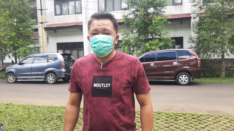 80 Paket Sembako untuk Warga Isoman Disalurkan di Kolongan Satu Tomohon