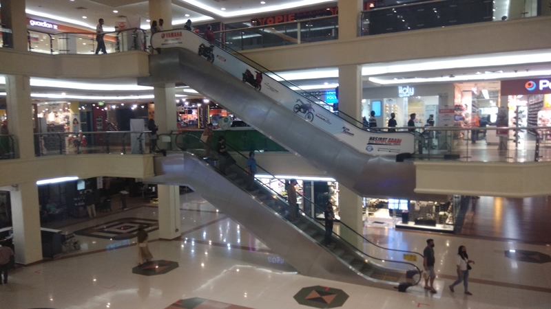 Mal Mulai Ramai Pengunjung, Sekkot Manado Harap Pengunjung Terus Perhatikan Protokol Kesehatan