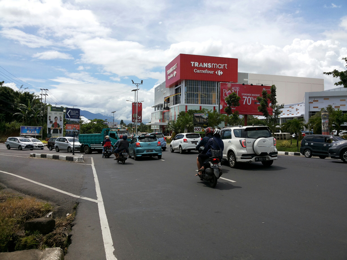 Traffic Update - Simpang Empat Ringroad Dua Ramai Lancar