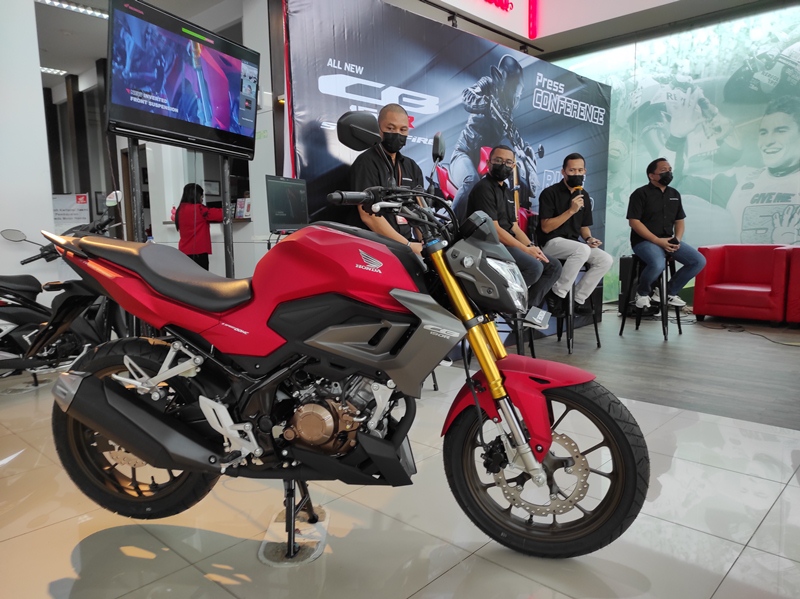 manajemen-daw-memperkenalkan-all-new-honda-cb150r-streetfire.jpg
