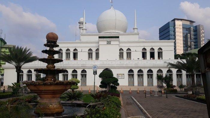 masjid-al-azhar-di-kebayoran-baru-jakarta-selatan-pada-selasa-1732020-56856856.jpg