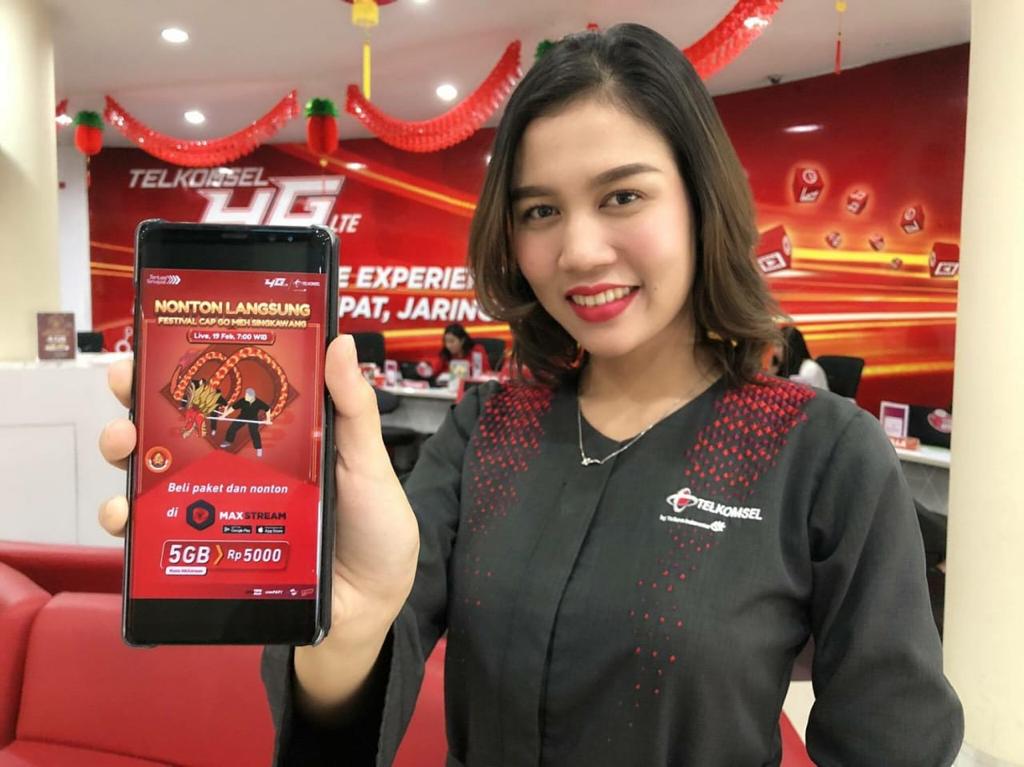 MAXstream Hadirkan Tayangan Event Cap Go Meh 2019 di Singkawang