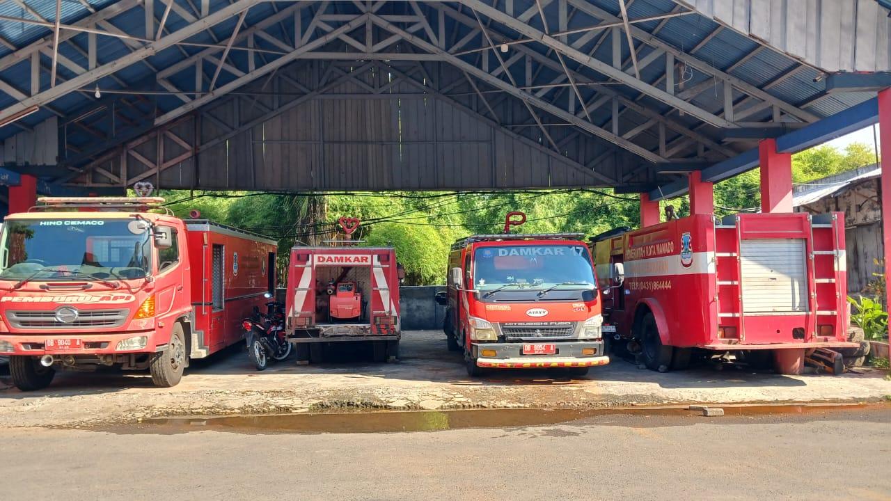 Damkar Manado Punya 18 Mobil Pemadam, 5 Rusak Berat