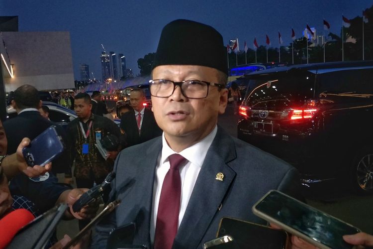 Menteri KKP Edhy Prabowo Legalkan Ekspor Benih Lobster, Ternyata Ini Alasannya