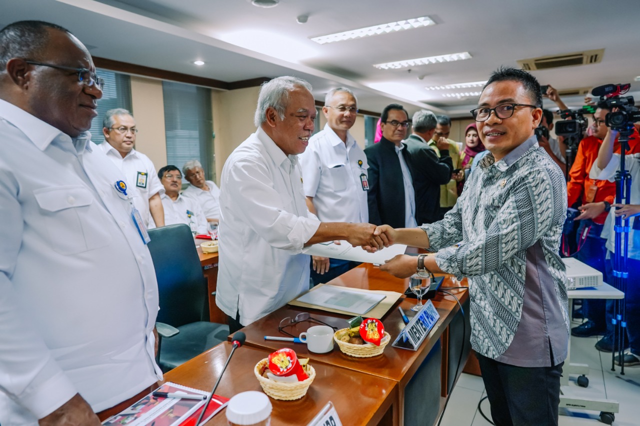 menteri-pupr-beber-daftar-mega-proyek-di-sulut-2020-sbanl-singgung-jembatan-lembeh.jpg