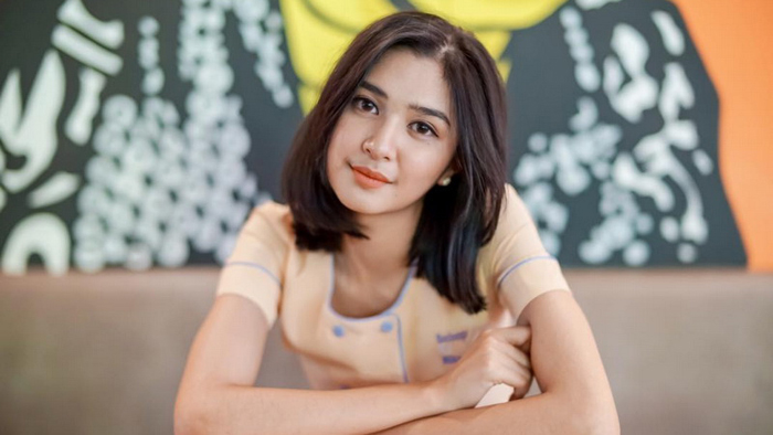 Tak Hanya Mikha Tambayong, 4 Selebriti Populer Ini Kompak Jadikan Ibunda Sebagai Manajer