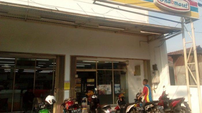 minimarket-indomaret-di-jalan-raya-perintis-kemerdekaan-nomor.jpg