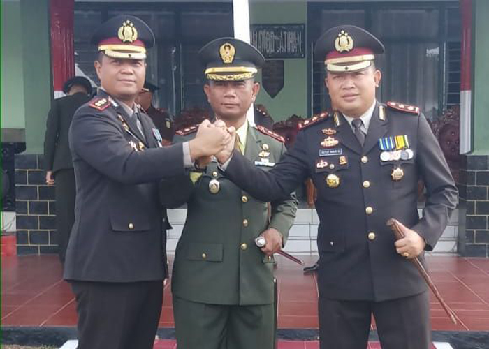Kapolres Minsel Hadiri Upacara HUT TNI ke-73 di Kodim Minahasa