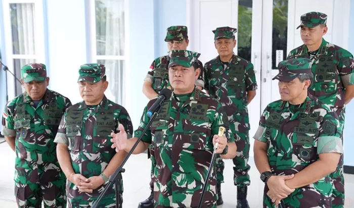 mutasi-tni-terbaru-per-juli-2023-panglima-tni-laksamana-yudo-margono-ganti-7-pangdam.jpg