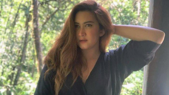 Pantas Nafa Urbach Tak Mau Nikah Lagi Meski Sudah Banyak yang Lamar, Ternyata Sudah Janji