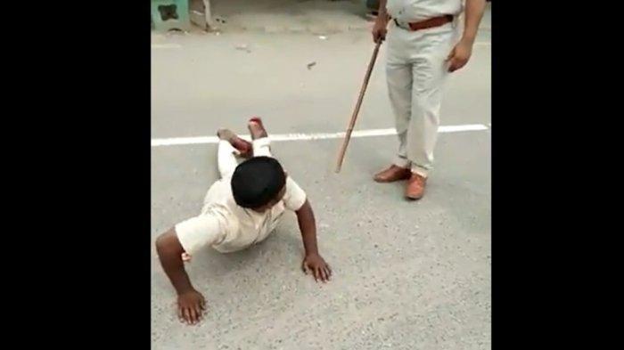 Negaranya Terapkan Lockdown, Polisi di India Bertindak Keras untuk Pastikan Rakyat Tetap di Rumah