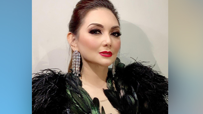 Deretan Potret Nia Daniaty, Penyanyi Era 80-an yang Awet Muda Meski Sudah Berusia 57 Tahun