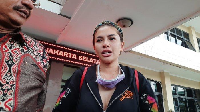 nikita-mirzani-di-pengadilan-negeri-jakarta-selatan.jpg
