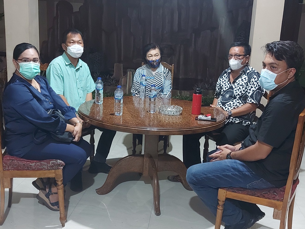 Ketua Nasdem Bitung Beri Selamat ke Maurits-Hengky