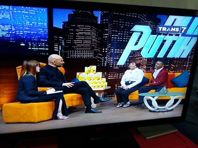 Heboh! Live di Talk Show, Oma Martha Bilang Ada Pria yang Dekati Dirinya selain Sofian