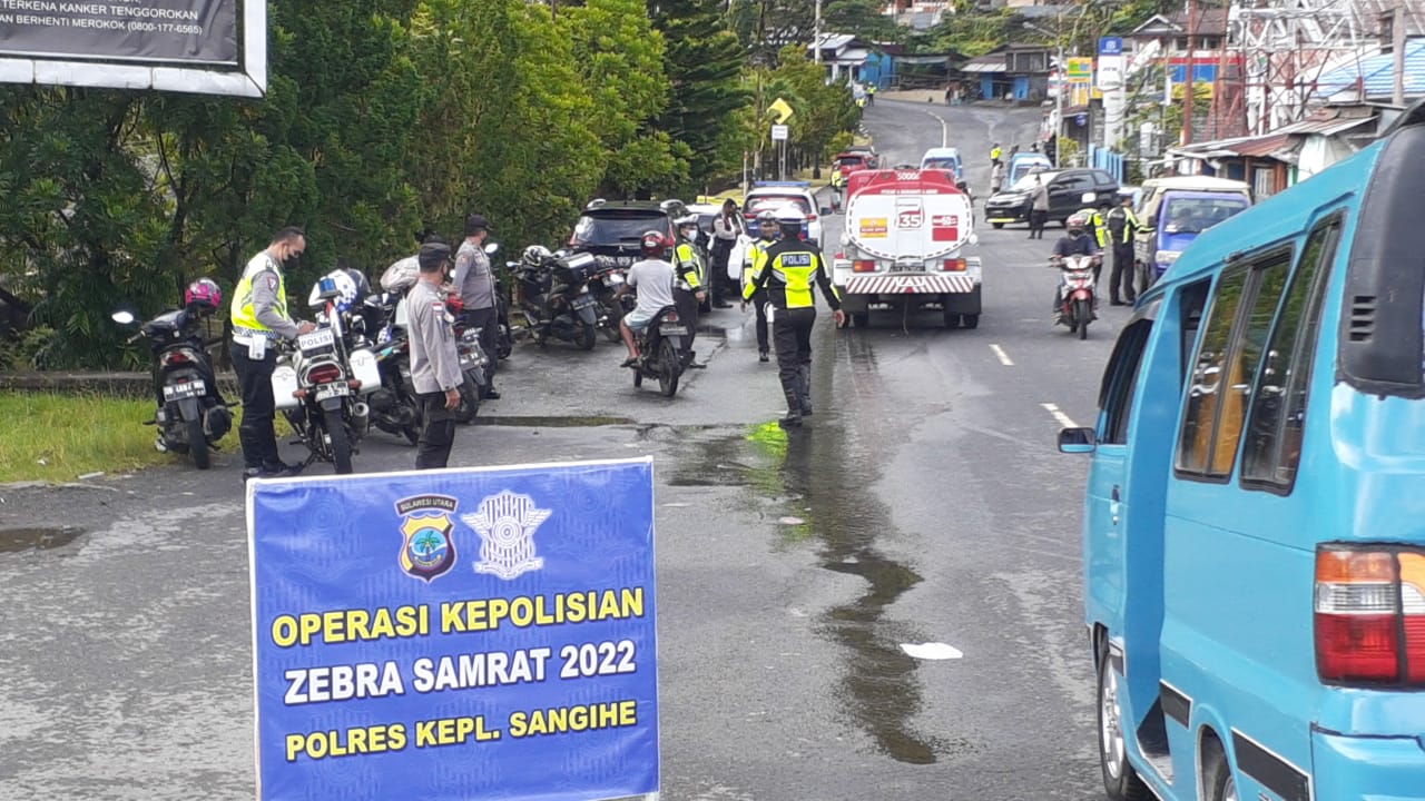 oprasi-zebra-hari-ke-2-satlantas-polres-sangihe-sulawesi-utara-jaring-22-pelanggar.jpg