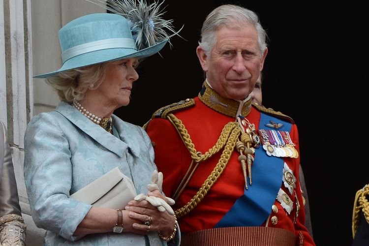 pangeran-charles-dan-camilla-parker-bowles.jpg