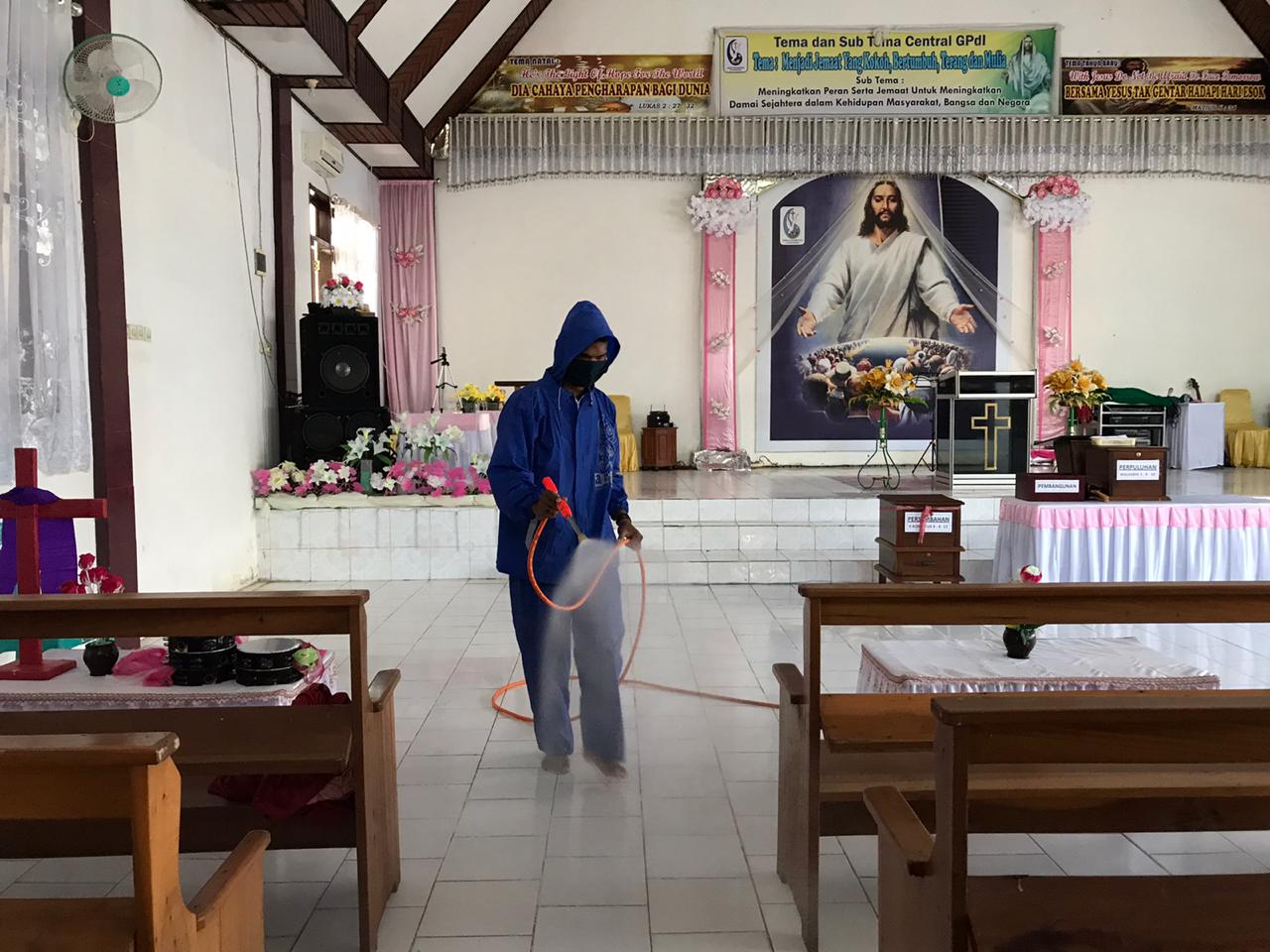 Pangkalan Jajaran Lantamal VIII Lakukan Penyemprotan Disinfektan Serta Perkuat Ketahanan Pangan