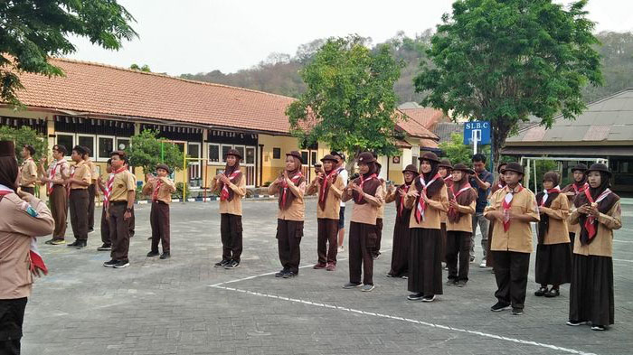 MENGHARUKAN, Siswa Berkebutuhan Khusus di SLB Ini Bersemangat Ikuti Lantunan Ikrar Sumpah Pemuda
