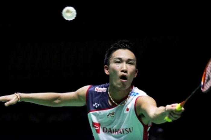 pebulu-tangkis-tunggal-putra-jepang-kento-momota-pada-bwf-world-tour-finals-2018-di-guangzhou.jpg