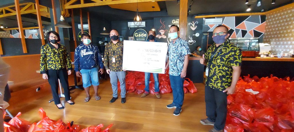 Nelayan Pajeko Ini Senang Terima Bantuan dari PT Pegadaian