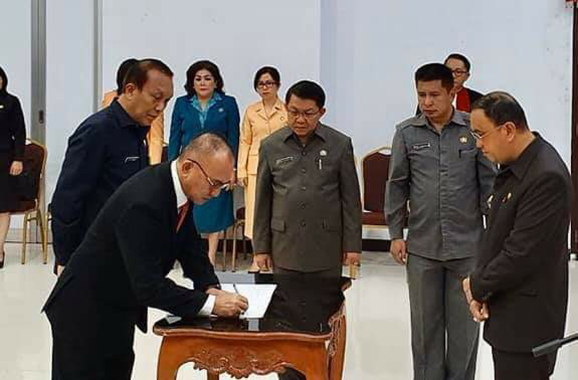 pejabat-sekda-minahasa-kembali-diganti-ror-ini-merupakan-sk-dari-gubernur.jpg